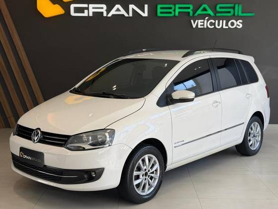 VOLKSWAGEN SPACEFOX 1.6 MI SPORTLINE 8V FLEX 4P MANUAL VOLKSWAGEN SPACEFOX 1.6 MI SPORTLINE 8V FLEX 4P MANUAL